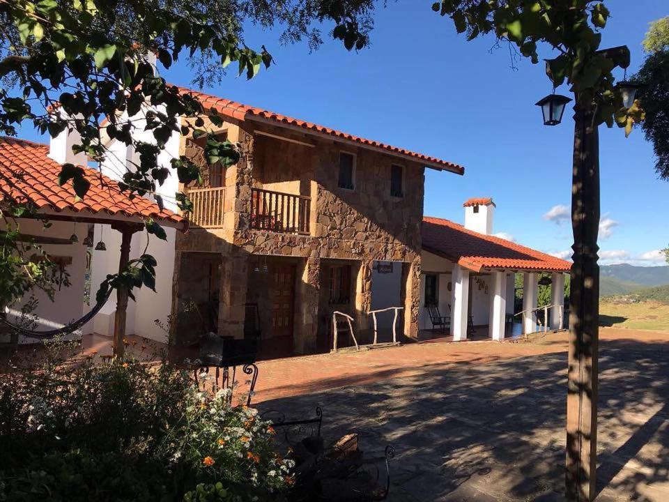 El Pueblito Hotel Boutique Samaipata Exteriör bild